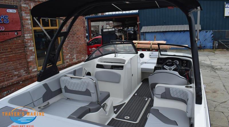 Bayliner VR6 BOWRIDER