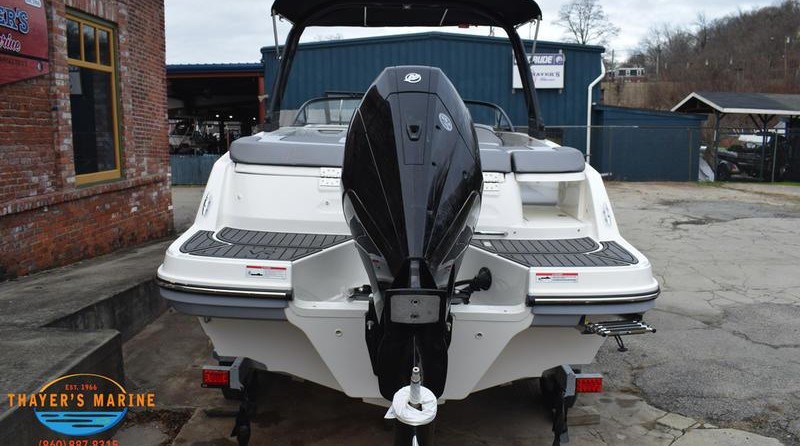 Bayliner VR6 BOWRIDER