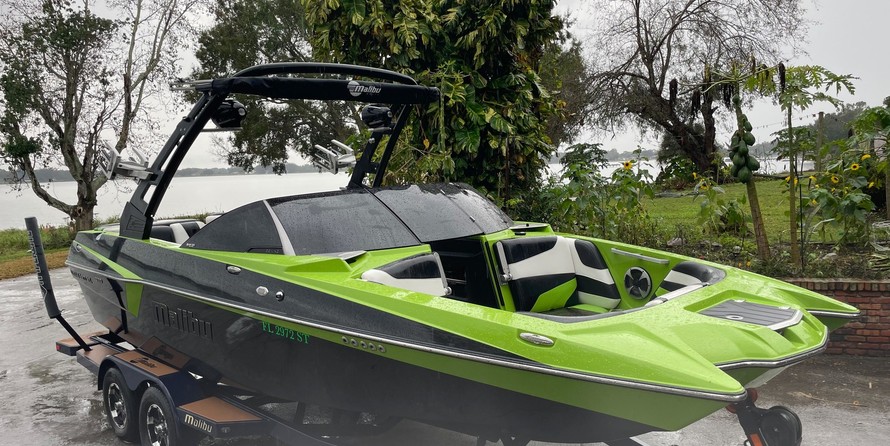 Malibu Wakesetter 22 MXZ