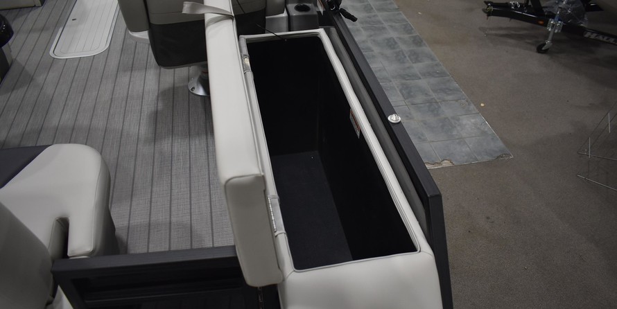 Sunchaser Boats Geneva Sport 24 LR DH Sport