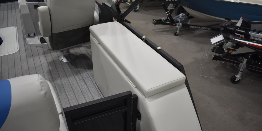 Sunchaser Boats Geneva Sport 24 LR DH Sport