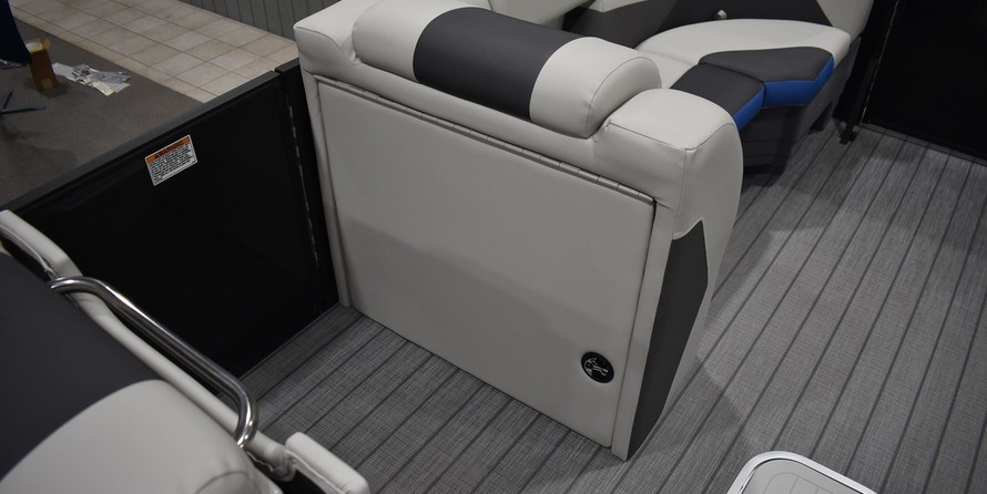 Sunchaser Boats Geneva Sport 24 LR DH Sport