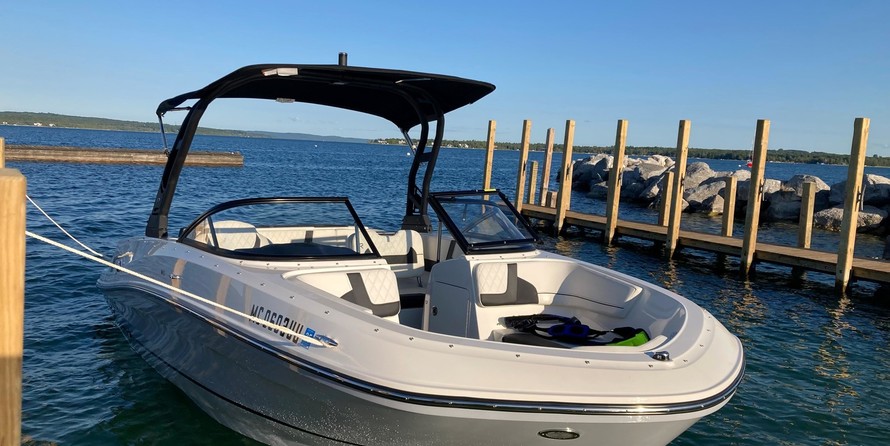 Bayliner VR5 BOWRIDER