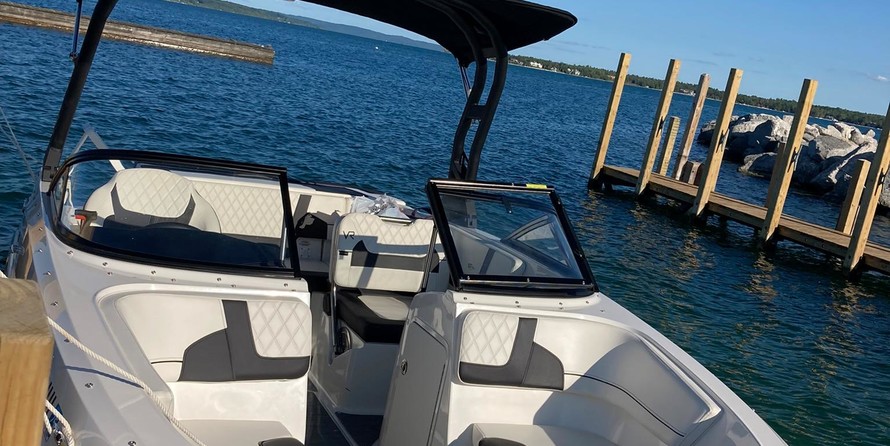 Bayliner VR5 BOWRIDER