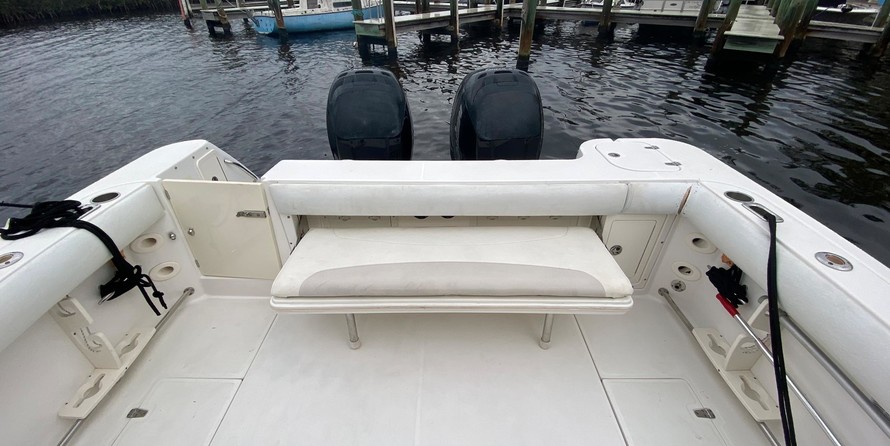 Boston Whaler 305 Conquest