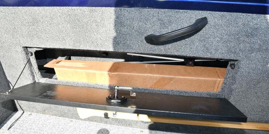 Tracker Targa V-18 Combo