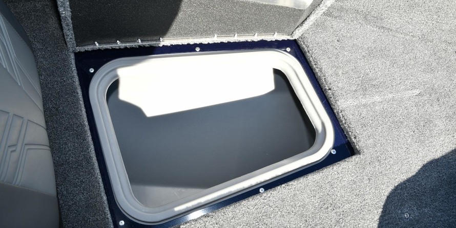 Tracker Targa V-18 Combo