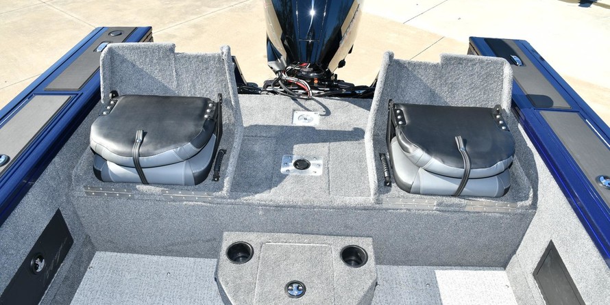 Tracker Targa V-18 Combo