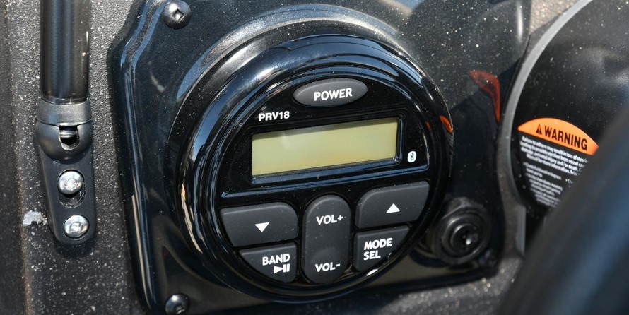 Tracker Targa V-18 Combo