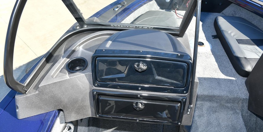 Tracker Targa V-18 Combo