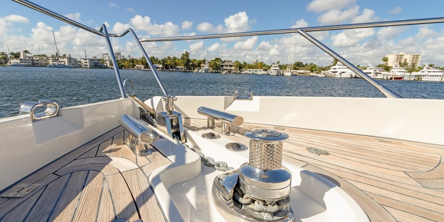 Sunseeker Predator 82