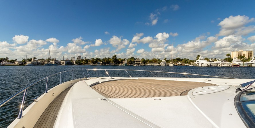 Sunseeker Predator 82