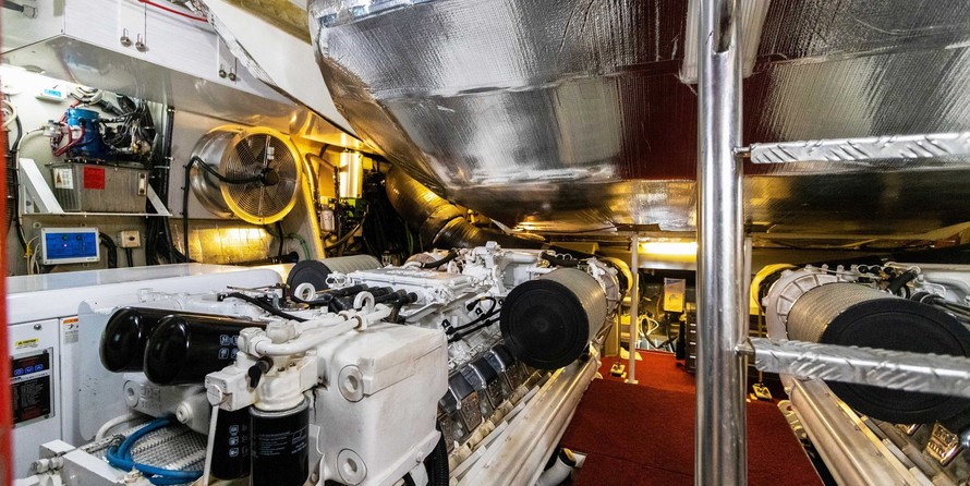 Sunseeker Predator 82