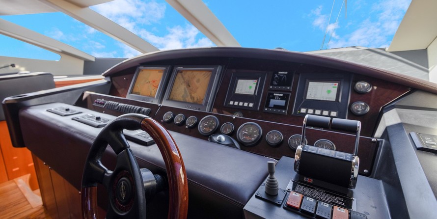 Sunseeker Predator 82