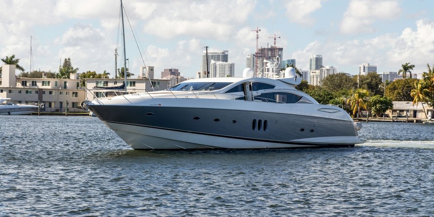 Sunseeker Predator 82