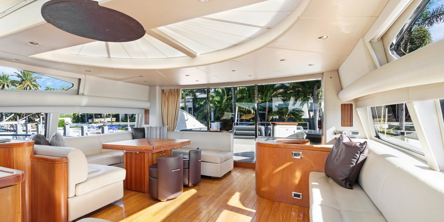 Sunseeker Predator 82