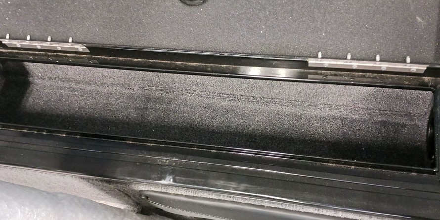 Tracker Targa V-19 WT