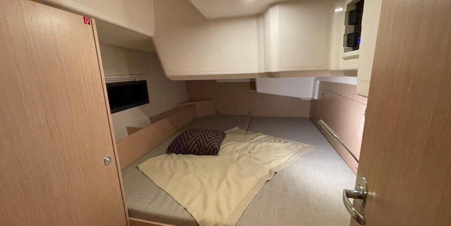 Bavaria C42