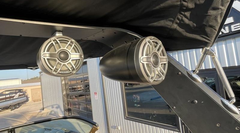MB Sports B52 23