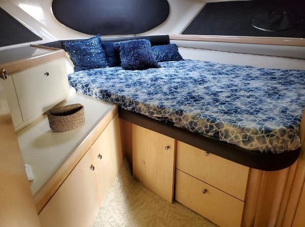 Carver 36 Mariner