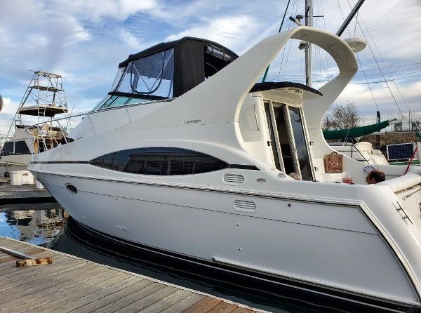 Carver 36 Mariner