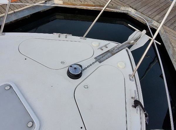 Carver 36 Mariner