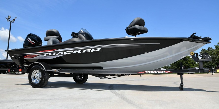 Tracker Pro Team 175 TXW