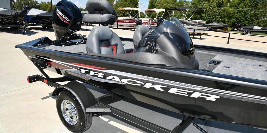Tracker Pro Team 175 TXW