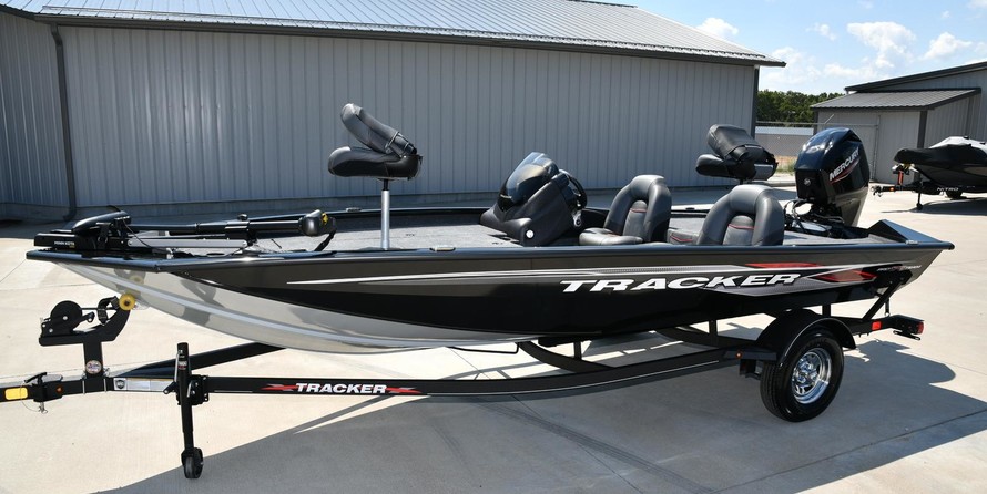 Tracker Pro Team 175 TXW