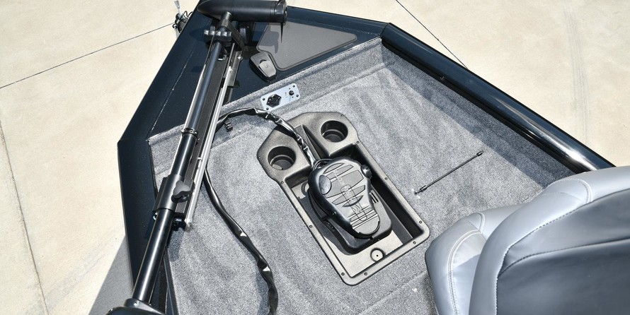 Tracker Pro Team 175 TXW