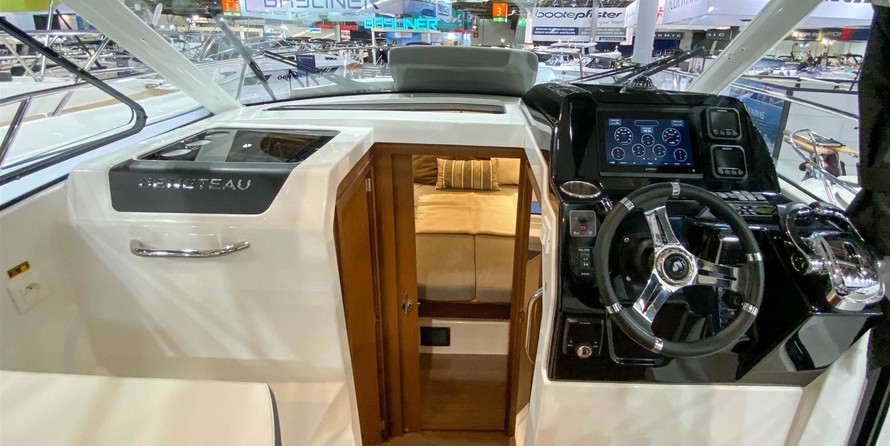 Beneteau Antares 9 OB