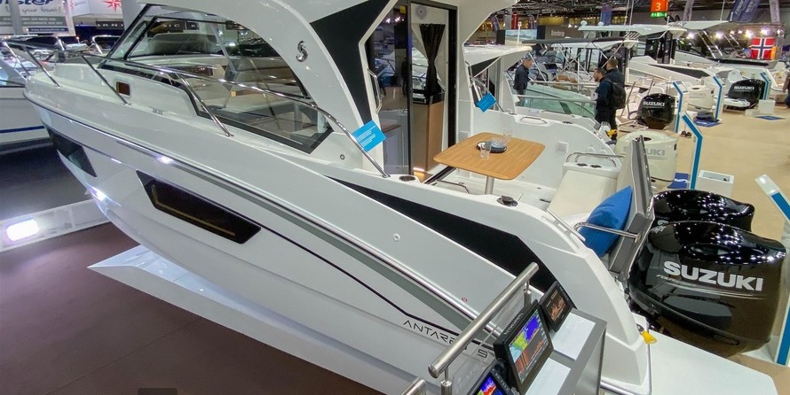 Beneteau Antares 9 OB