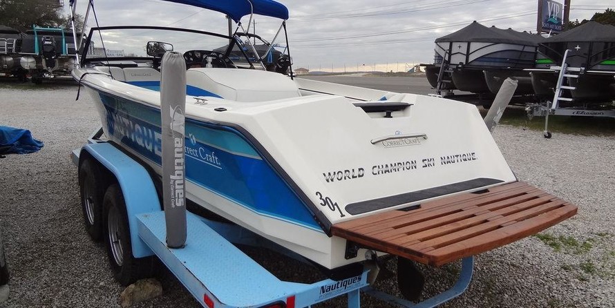 Correctcraft ski nautique