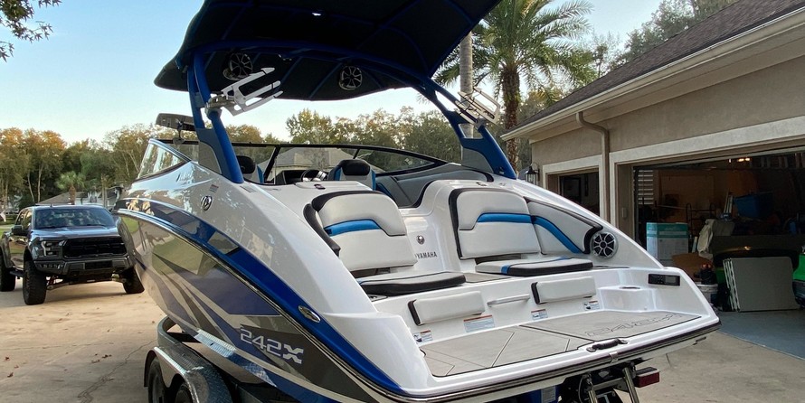 Yamaha 242X E-Series