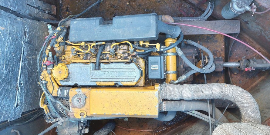 Yat marine marimaris custom made mini maxi 60