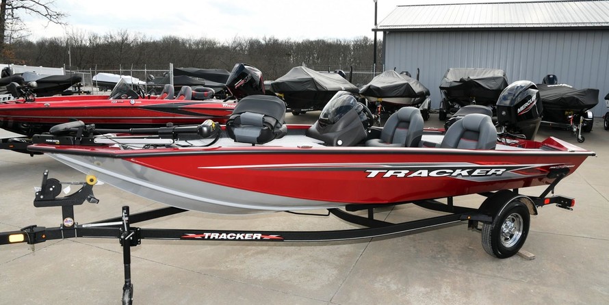 Tracker Pro Team 175 TXW