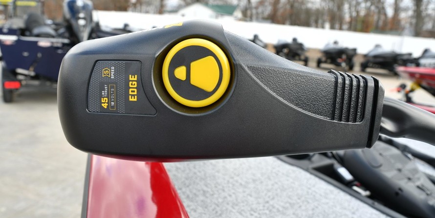 Tracker Pro Team 175 TXW