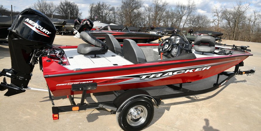 Tracker Pro Team 175 TXW