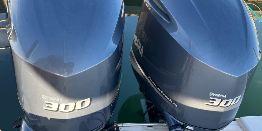 Grady-White Canyon 271