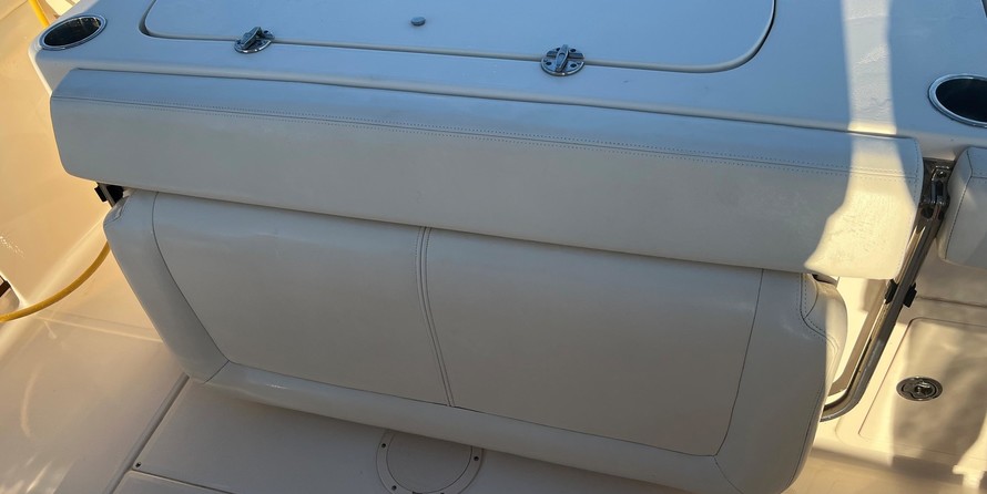 Grady-White Canyon 271