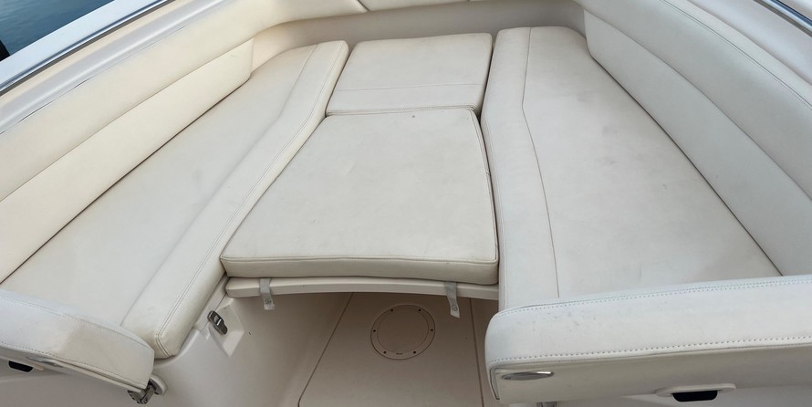 Grady-White Canyon 271