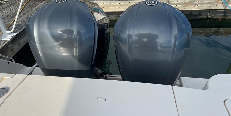 Grady-White Canyon 271