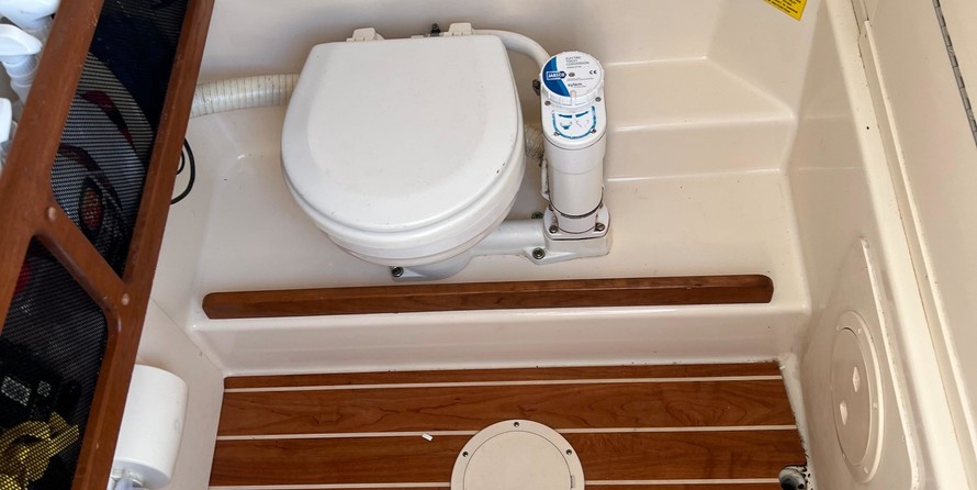 Grady-White Canyon 271