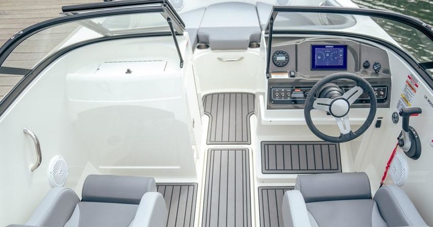 Bayliner VR4 BOWRIDER