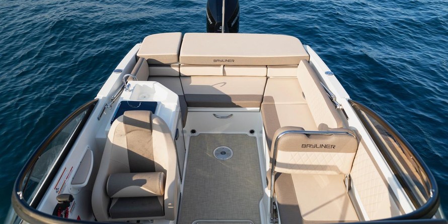 Bayliner VR6 BOWRIDER