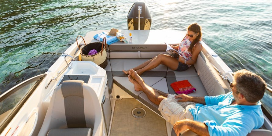 Bayliner VR6 BOWRIDER