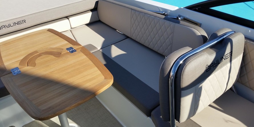 Bayliner VR6 BOWRIDER