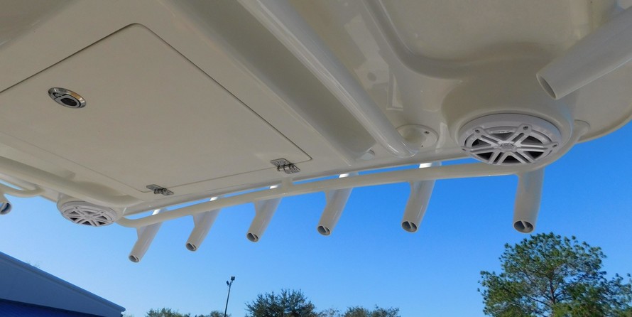 Ranger boats 2400 bay