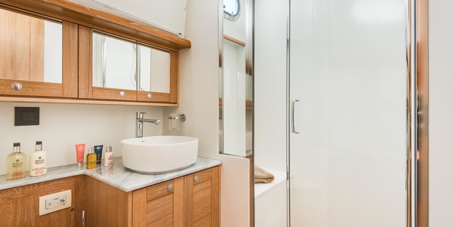 Sasga yachts menorquin 54 flybridge