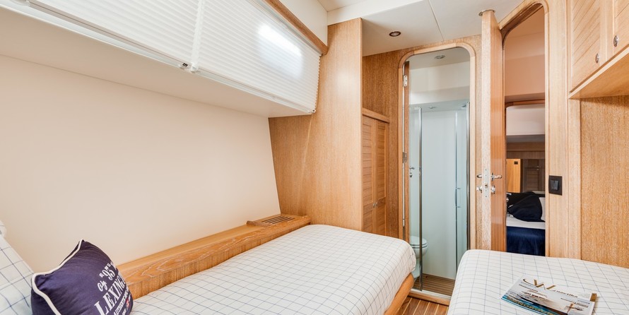 Sasga yachts menorquin 54 flybridge